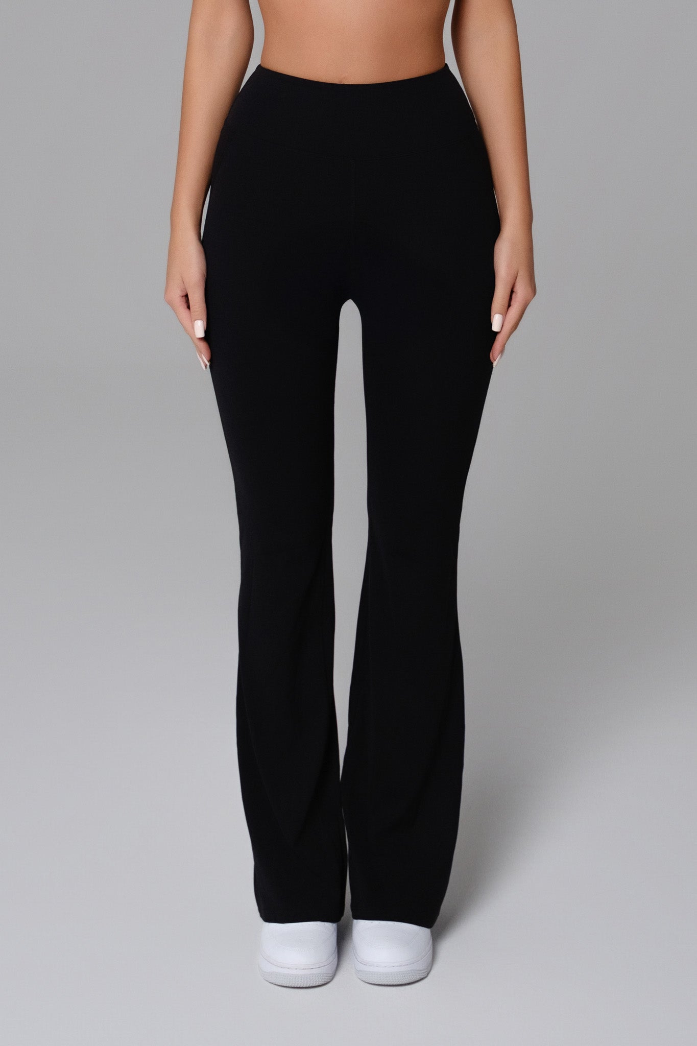 Vérité™ | Nicole Flare Leggings