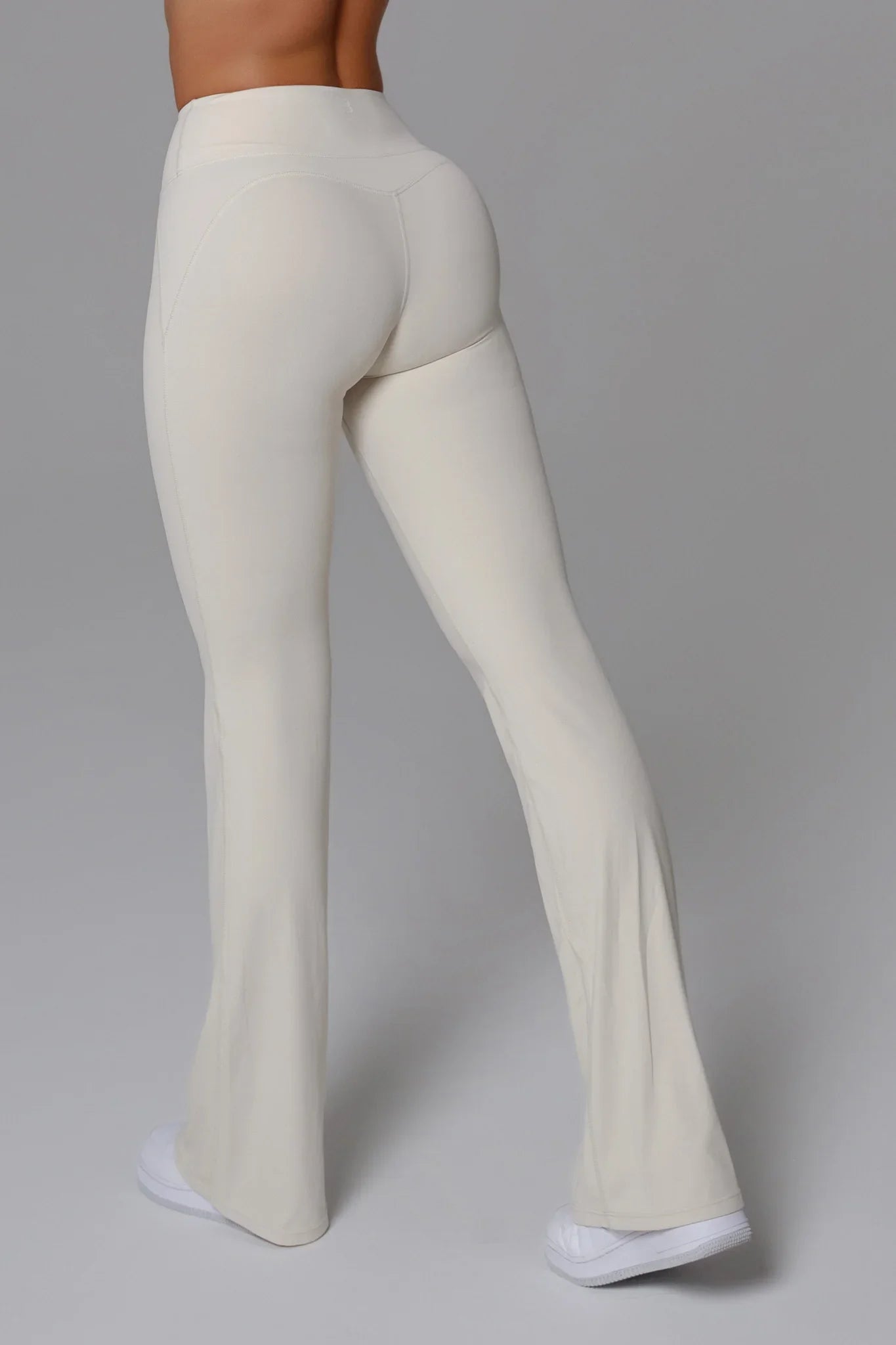 Vérité™ | Nicole Flare Leggings